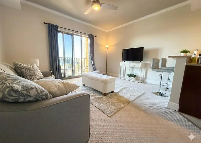 Apartment Walk To Fsu, Downtown & The Capitol-prime Location