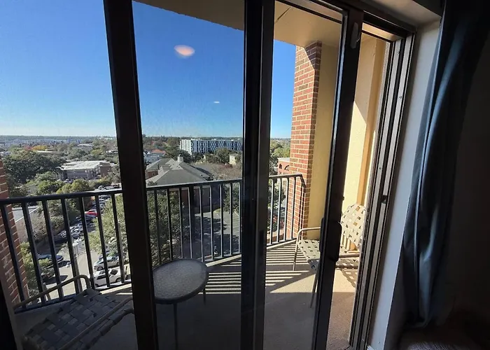 Apartment Walk To Fsu, Downtown & The Capitol-prime Location Tallahassee