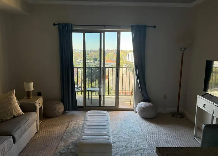 Walk To Fsu, Downtown & The Capitol-prime Location *
